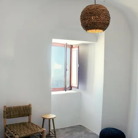 Santorini 520 By Caldera